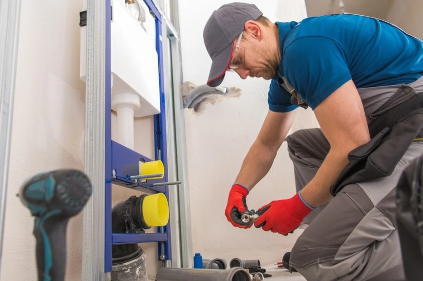 How To Know When Its Time To Call A Plumbing Service in Ridgecrest CA
